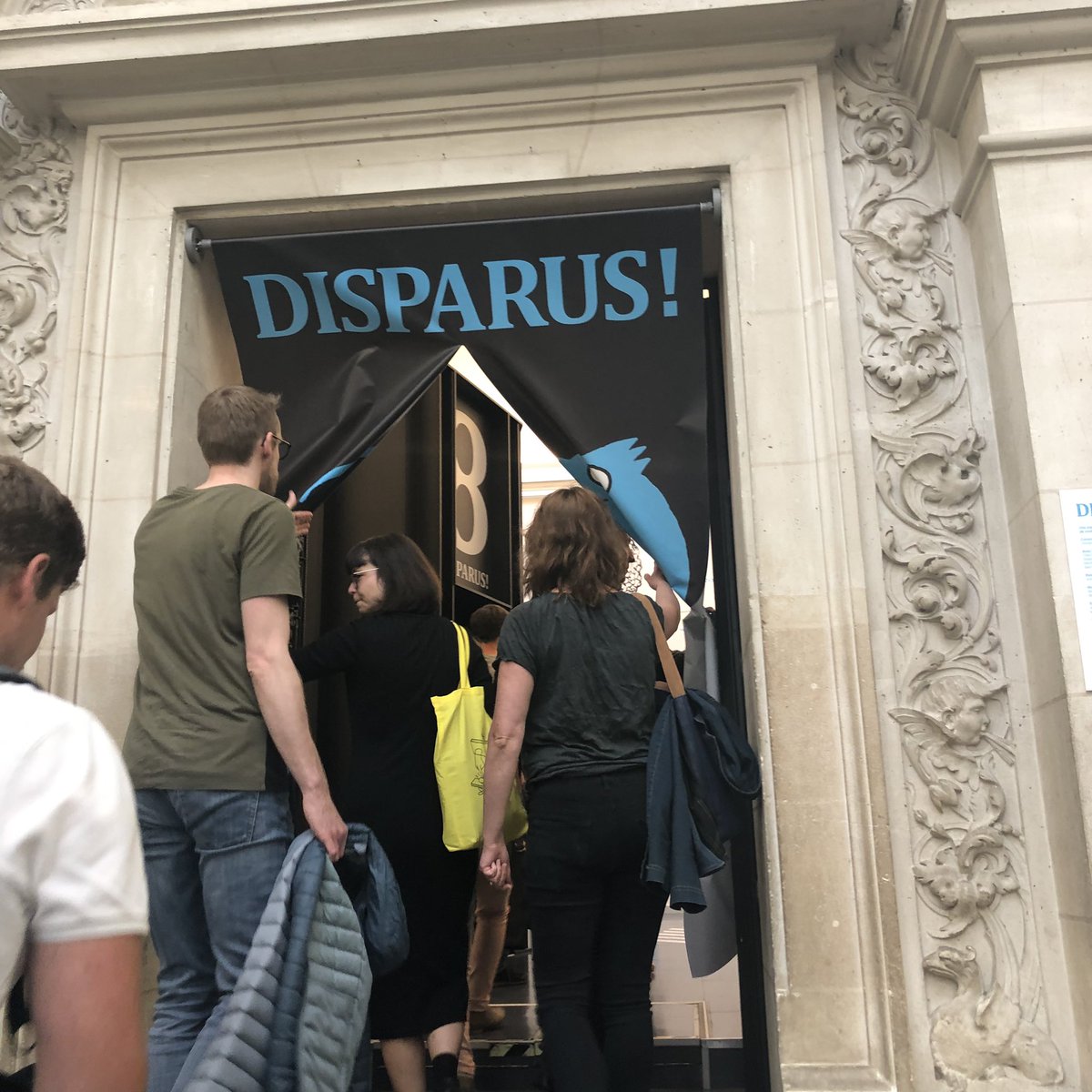 museomixCH's tweet photo. C’est parti pour l’Aperomix au Palais de Rumine, avec une visite exclusive du Musée de Zoologie à la recherche des espaces disparues #palaisderumine
#museomix #aperomix #museezoologie #rumine #palaisderumin #museecantonalgeologie #mcah_lausanne #bcul https://t.co/KSDgfsSQgL