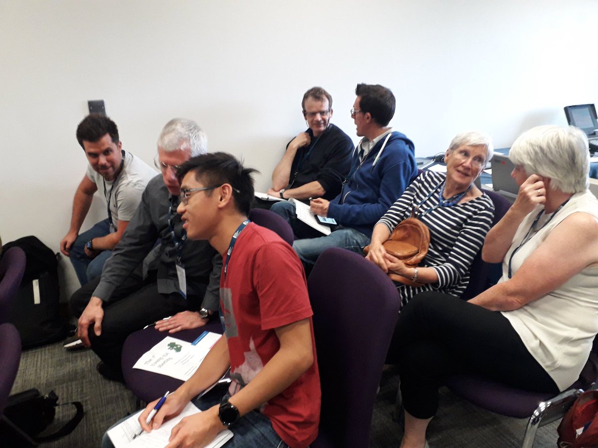 DrSarahMartin's tweet image. Lots of participation by our &quot;government advisers&quot; @statsyss @SocialStats_RSS on social surveys at #RSSConf2019 - thank you!