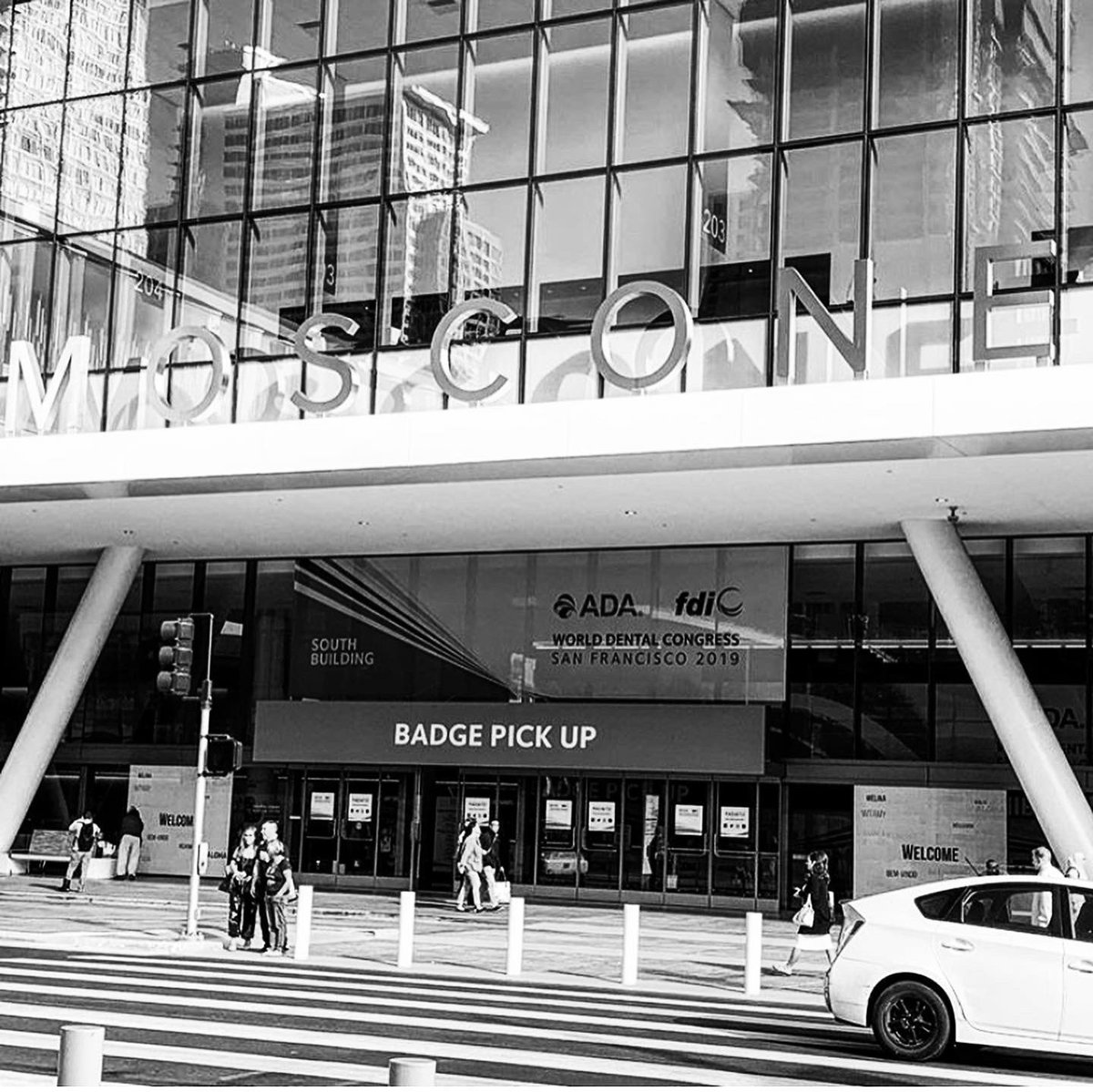 MicrocopyDental's tweet image. Hello ADA! We’re here and excited to show you some of the best diamond and carbide burs in dentistry! Not to mention some other great must haves. ADA FDI Booth #1826 #adafdi #adafdi2019