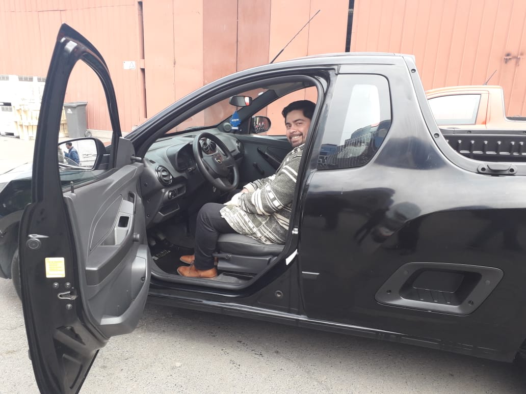 LavinJoaquin's tweet photo. Se donó esta camioneta a la Municipalidad de Cobquecura. Vino su Administrador Municipal, Alexis Guzmán. La usarán en temas de Seguridad Ciudadana. Estamos contentos de apoyarlos y espero q les sirva mucho! https://t.co/G6s8BXgGXw