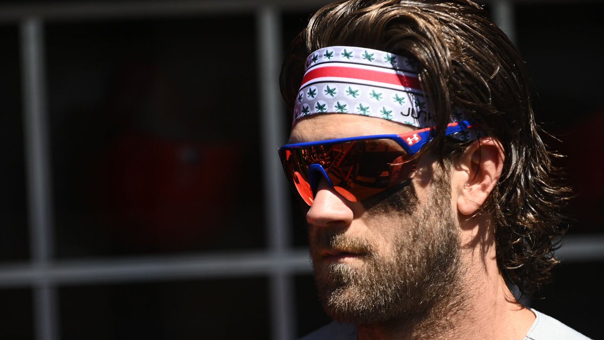 THE™️ headband of choice for this series.