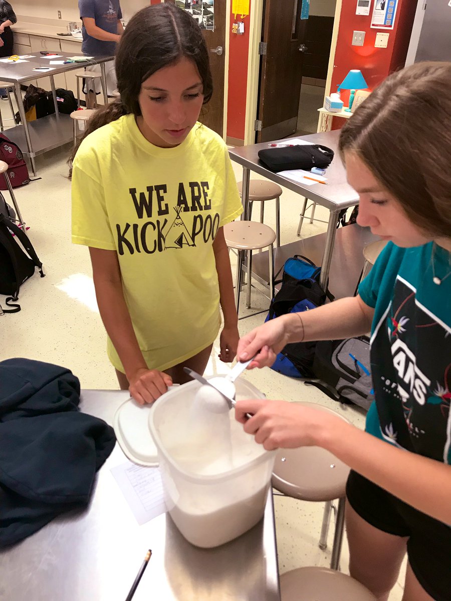 How to measure properly, and get the most delicious end result! Up next, knife skills and plate presentation! #CulinaryArts #SPSCTE <a href="/KickapooChiefs/">KickapooHighSchool</a>