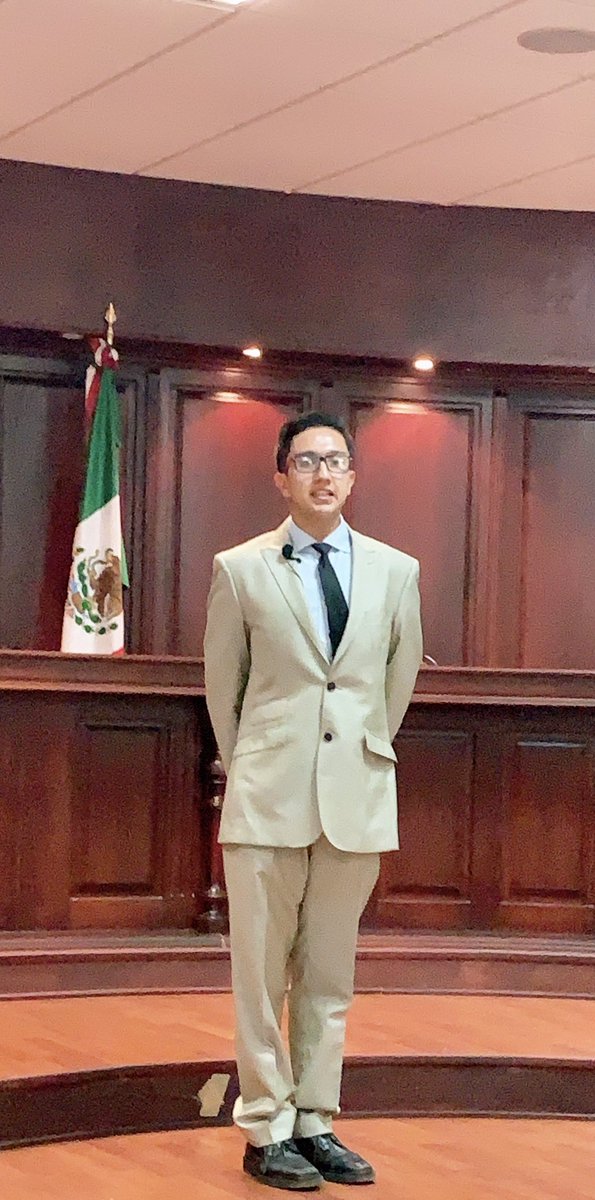 carlock4127's tweet photo. @TEPJF_informa, @TRIJEZ_ La Sala Superior del TEPJF, en coordinación con el Tribunal de Justicia Electoral del Estado de Zacatecas, llevan a cabo la fase estatal del Primer Concurso de Oratoria: Hablemos de Democracia, Igualdad y Justicia. #PasaLaVoz https://t.co/yQy9wX527x