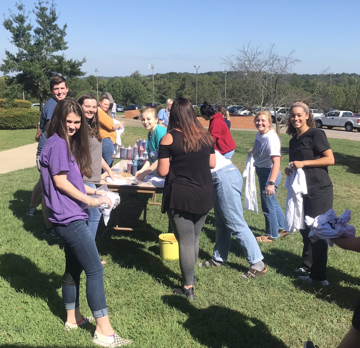 dchsart's tweet image. Great day for our Art Club tie-dye party!! @DCcougarnation