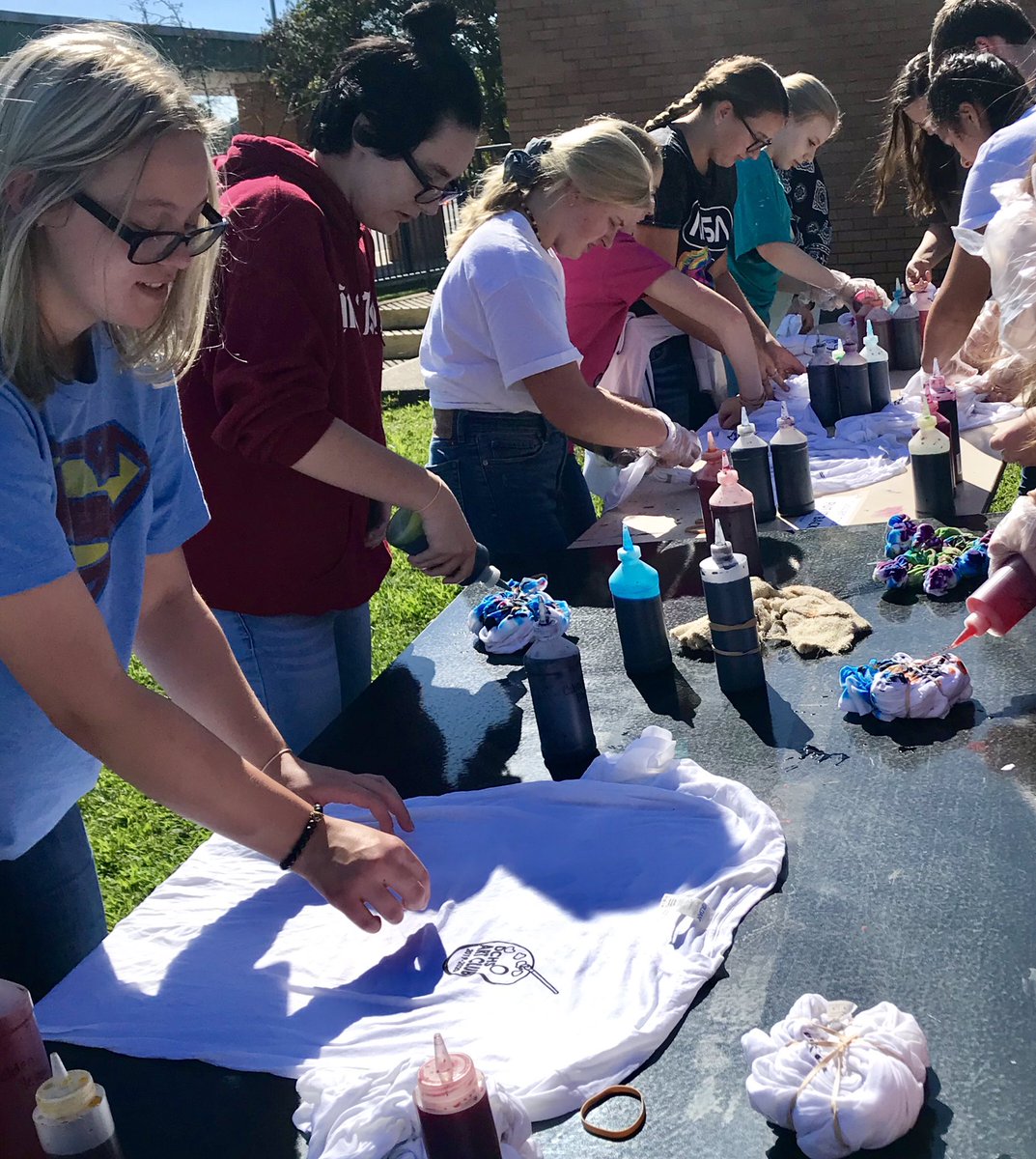 dchsart's tweet image. Great day for our Art Club tie-dye party!! @DCcougarnation