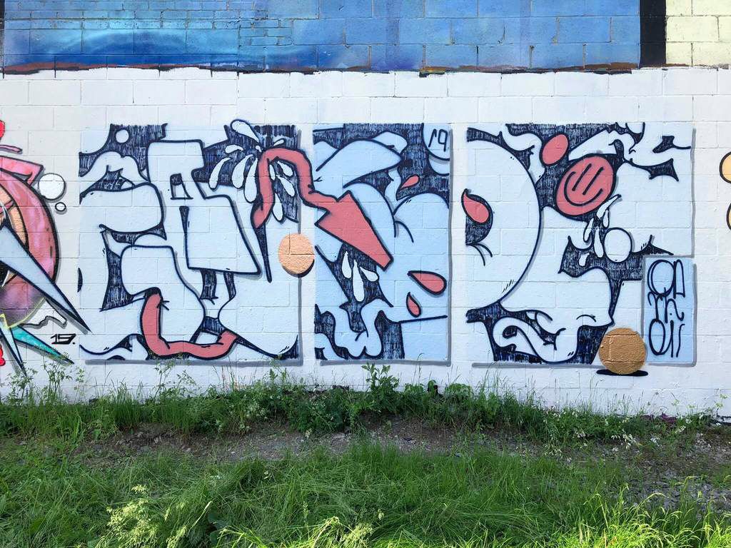 123klan's tweet photo. Klor piece from the last jam along side with the whole fam and @golporc
You can also check out the full video recap on our Blog with the link in bio ✌️
#123klan #tmrc #graffiti #styleisthemessage #wallart #montrealgraffiti #mtn94 #sprayplanet #graffitiwriting #graffitilife https://t.co/JxjVFSWoi4