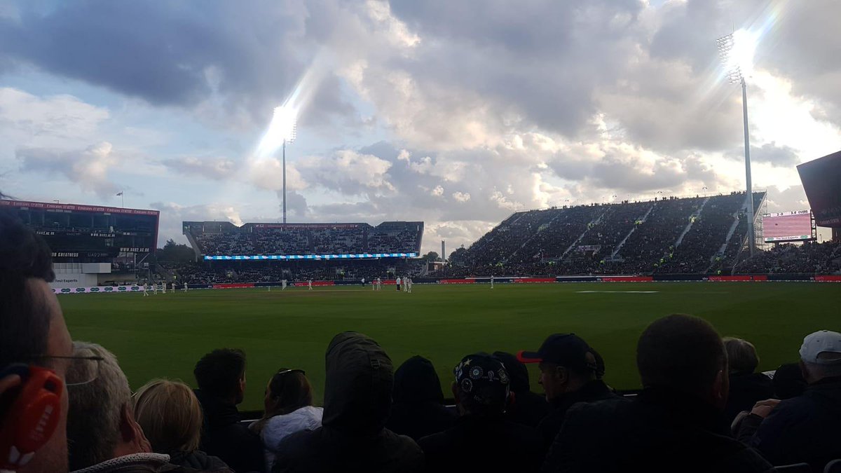 CirkuloApp's tweet image. Its been a long day in Manchester for England fans #ENGvsAUS. 😔