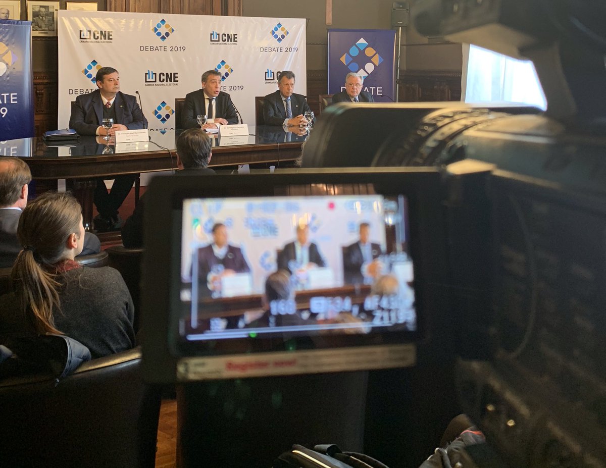 debatear2019's tweet photo. Presentación del #DebateAr2019 en la Cámara Nacional Electoral | #EleccionesArgentina https://t.co/kltpF7M8j6