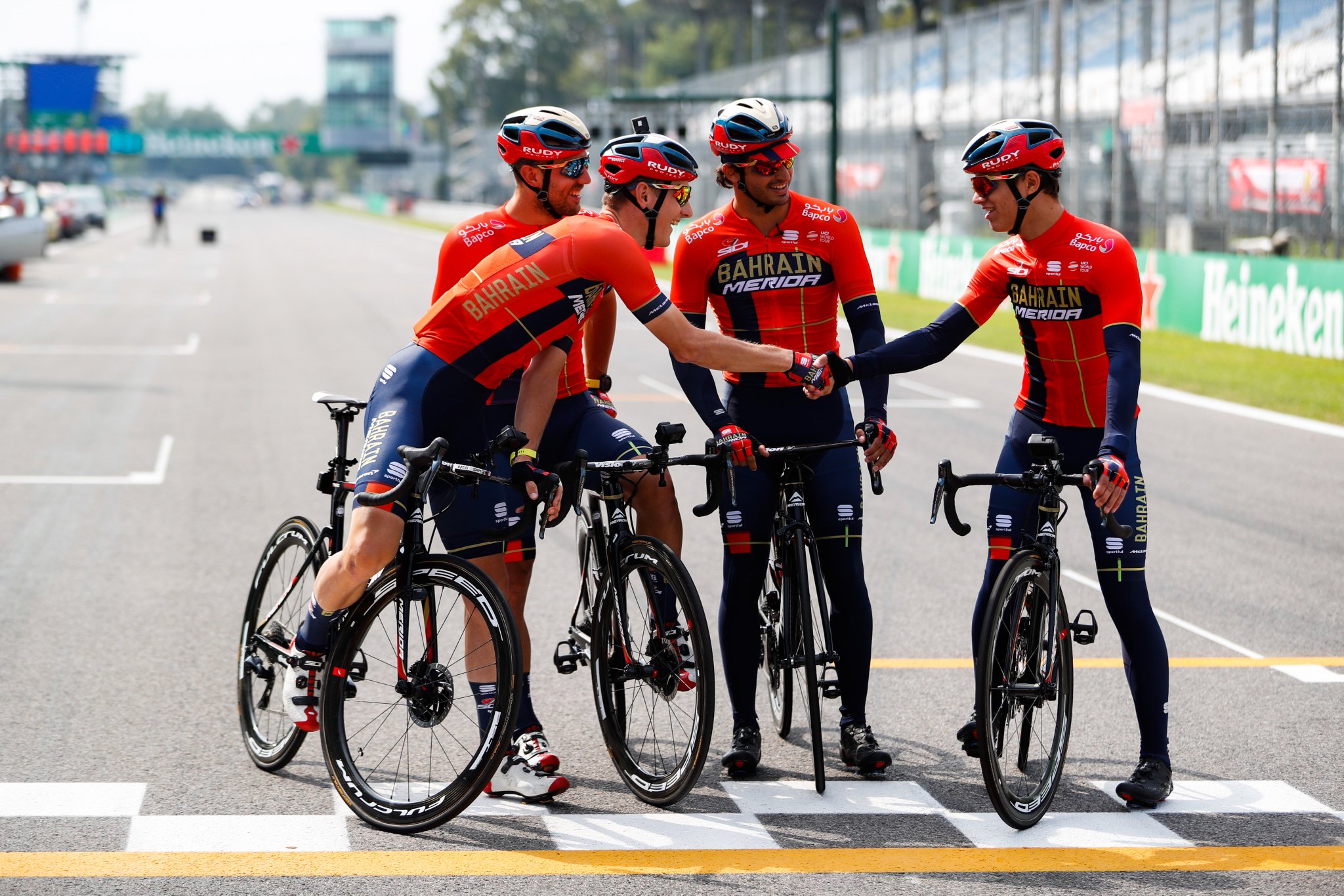 Team Bahrain Victorious On Twitter Ridin Ridin With Landonorris And Carlossainz55 At The Temple Of Speed Thanks Mclarenf1 For The Incredible Welcome To The World Of F1 Https T Co Je4ikanrwd