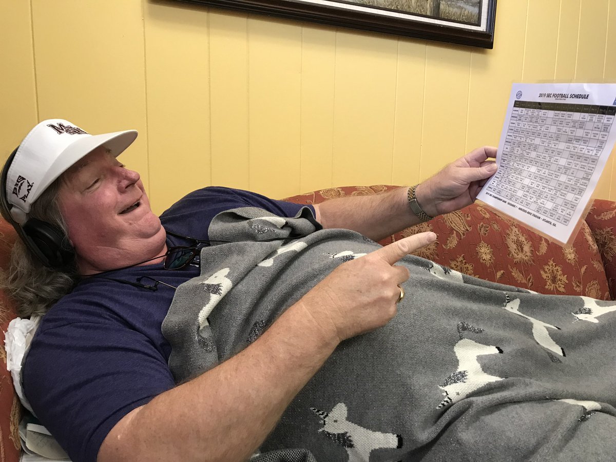Realtor_Romie's tweet photo. A little #HSTG show prep, and Rick is #FreezinIt... I’m sure @ScoutSteveR would be proud! I’m thinking If anybody outdoes Rick I should buy them a copy of your book! https://t.co/KAKrngUUeI