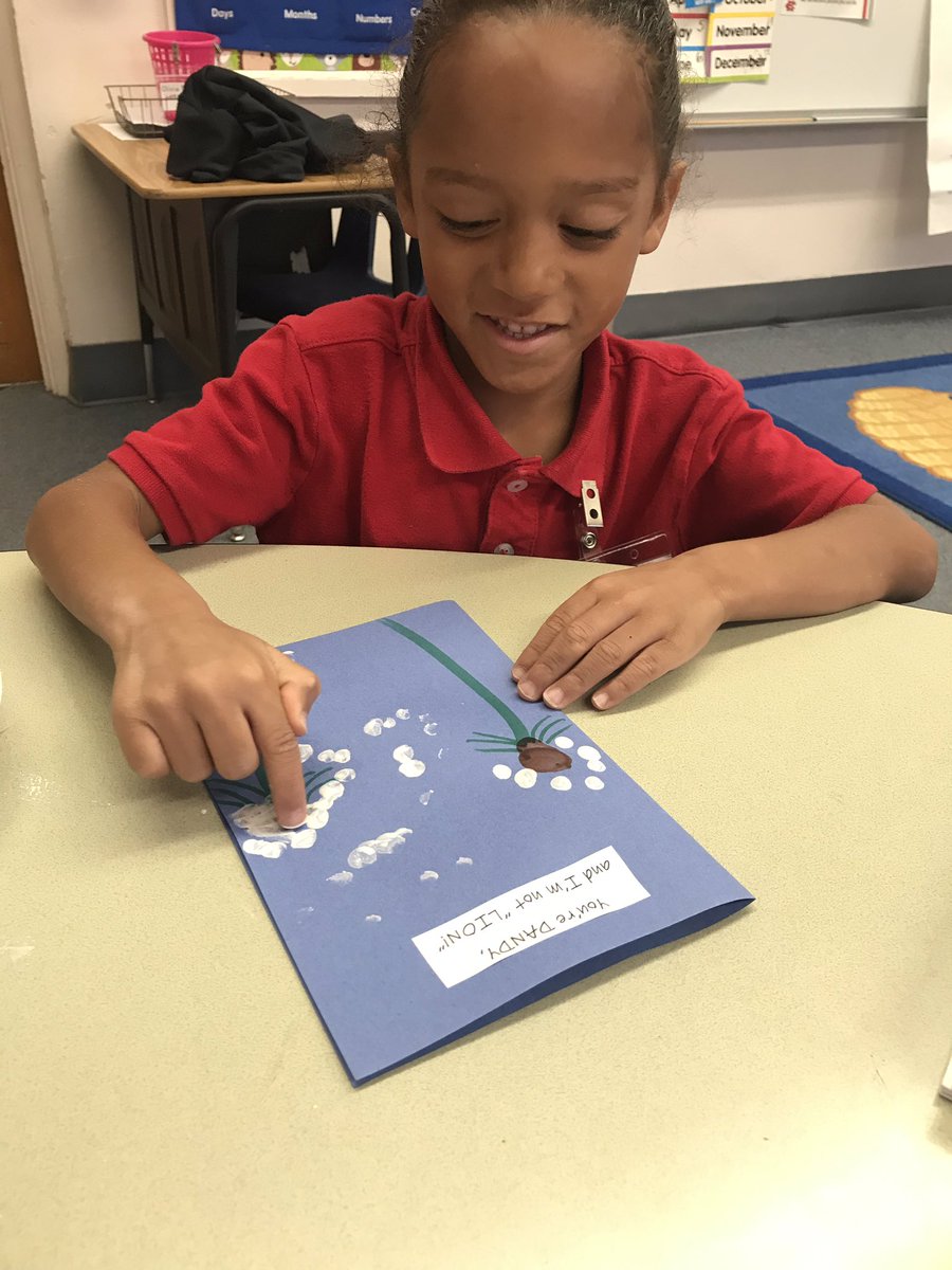 athomaspowell's tweet photo. Grandparents Day is happening!!! When: TOMORROW.     WHERE: BRAY ELEMENTARY. Calling all grandparents. Come eat lunch with your child. Take a selfie or 4 in the selfie booth. Kindergarten made something for you. Come check it out. #brayelementary @athomasbray @Barnes817 @dembry75 https://t.co/xBipjLubea