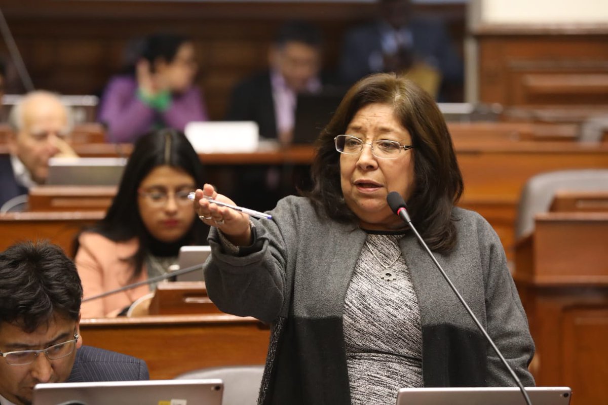 congresoperu's tweet photo. [AHORA] Congresistas debaten #PL de Presupuesto, de Endeudamiento y de Equilibrio Financiero para el año Fiscal 2020.
#Presupuesto2020 https://t.co/4DSdhyFOFu