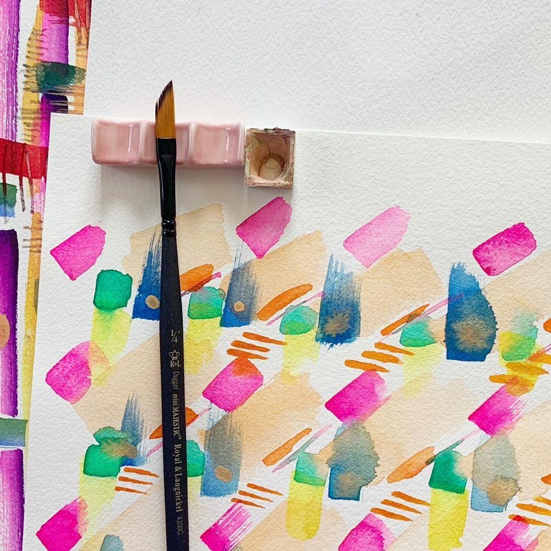 RoyalBrushArt's tweet photo. We're loving the colors in this abstract print by @kristythepainter who used our Majestic Mini dagger brush to create it.
.
.
.
.
.
#royalbrushart #majesticminibrushes #abstract #art #minibrushes #fineart #fineartbrushes #artstudio #artsupplies https://t.co/NCaRA1bElM