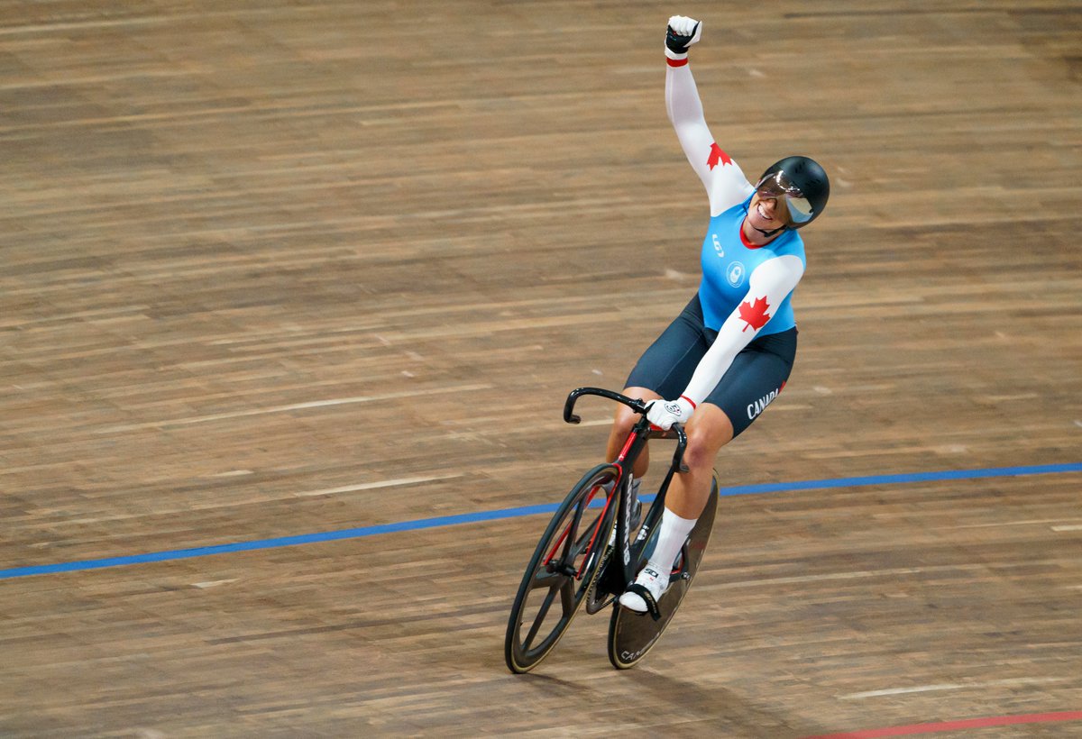 TeamCanada's tweet photo. That moment when you break a 🌎 record🚨

Congratulations to Kelsey Mitchell for earning a speedy time of 10.154s in the 200m Sprint💪🇨🇦

#Cochabamba2019 https://t.co/6BOFyO5zuH