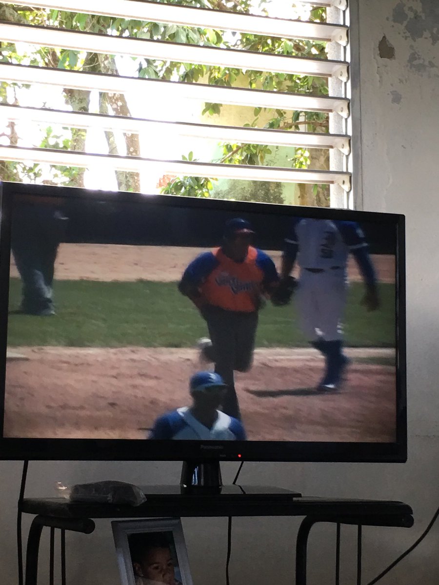 karell860710's tweet photo. Home Run 8 del #bigGallo #Cepeda https://t.co/RqZZ9S5uPs