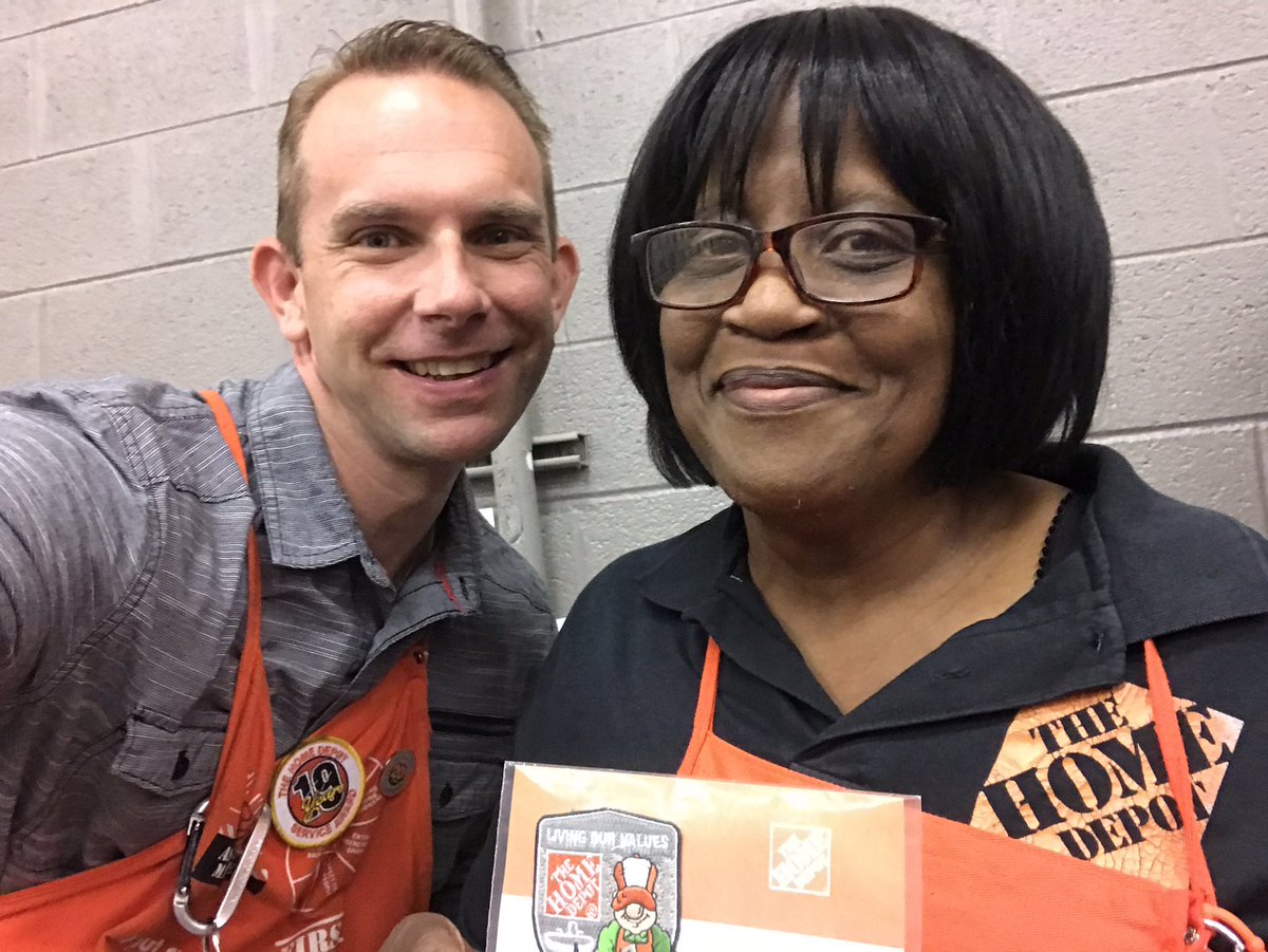 PhilGHomeDepot's tweet photo. Congrats to Ms. Jackie for earning Cashier of the Month. Great job and thank you for all you do. 👏@LivoniaThd @MToby2742 @SWHR33 @McFarrenGary @SmittAaron @cushys777 https://t.co/PsQm0P8uwO