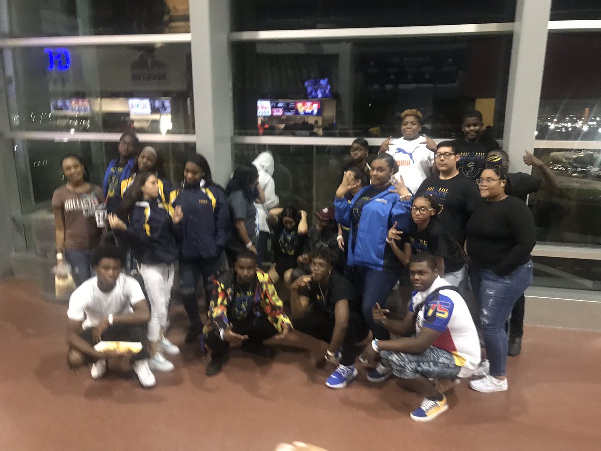 HISD_ATMP's tweet image. @HISD_ATMP and @hc_hsa  partnered to ensure that over 200 @TeamHISD students were able to attend the National Battle of the Bands Competition. #ATMP #ATMProject #NBOTB #WeAreHoustonSports #TeamHISD #HISDEmpower
