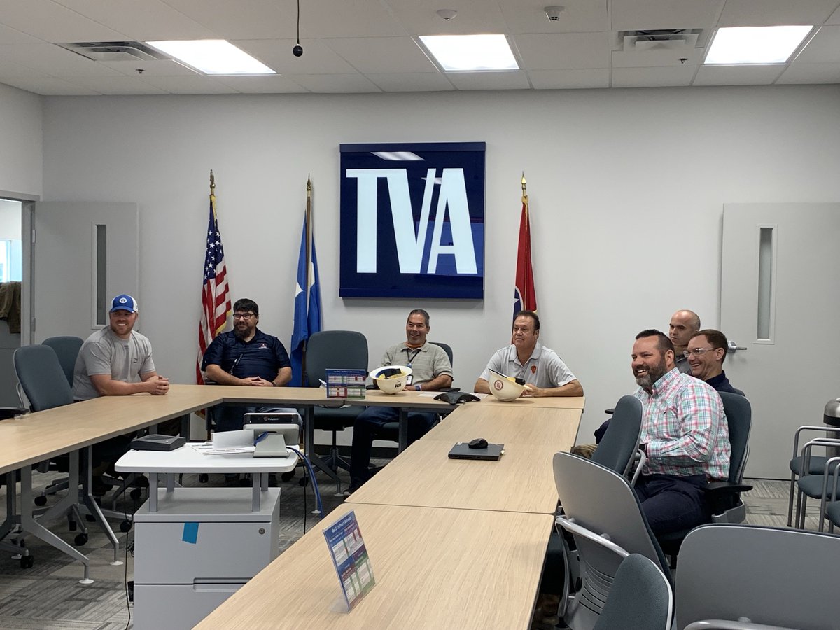 TVA_Julia's tweet photo. @TVAnews #TVA was proud to welcome @MLGW and @ValeroEnergy in #Memphis to tour our #AllenCC Plant earlier today! https://t.co/6bniyybb8g