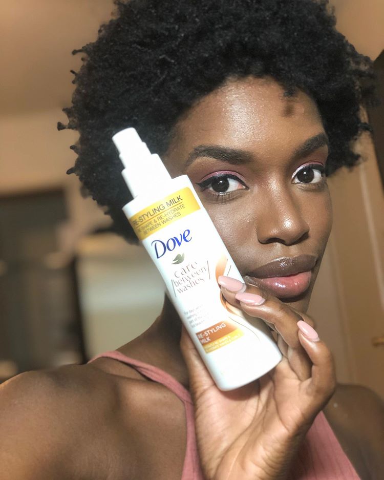 Influenster's tweet photo. Did you know there's more to the #DoveBetweenWashes line than just #DoveDryShampoo? ๐ฎ Diamond L. used the Re-styling Milk! Drop a ๐๏ธ if you want to try this and see what other members have to say about this product at the link below! https://t.co/KelR0gLcan https://t.co/N3ysRZ6tyQ