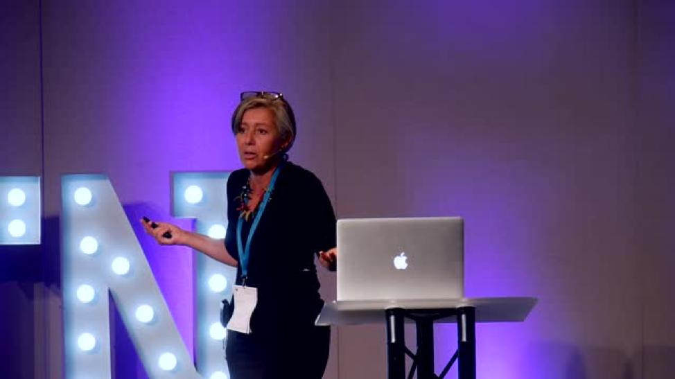 ShakeItCreative's tweet image. Our friend and super talented designer @Piccia has a UX for everyone course that we recommend. Especially if you are working in marketing looking to improve your design thinking skills. 
#ux #uxcourse #learnux 
bit.ly/2TMpgv2