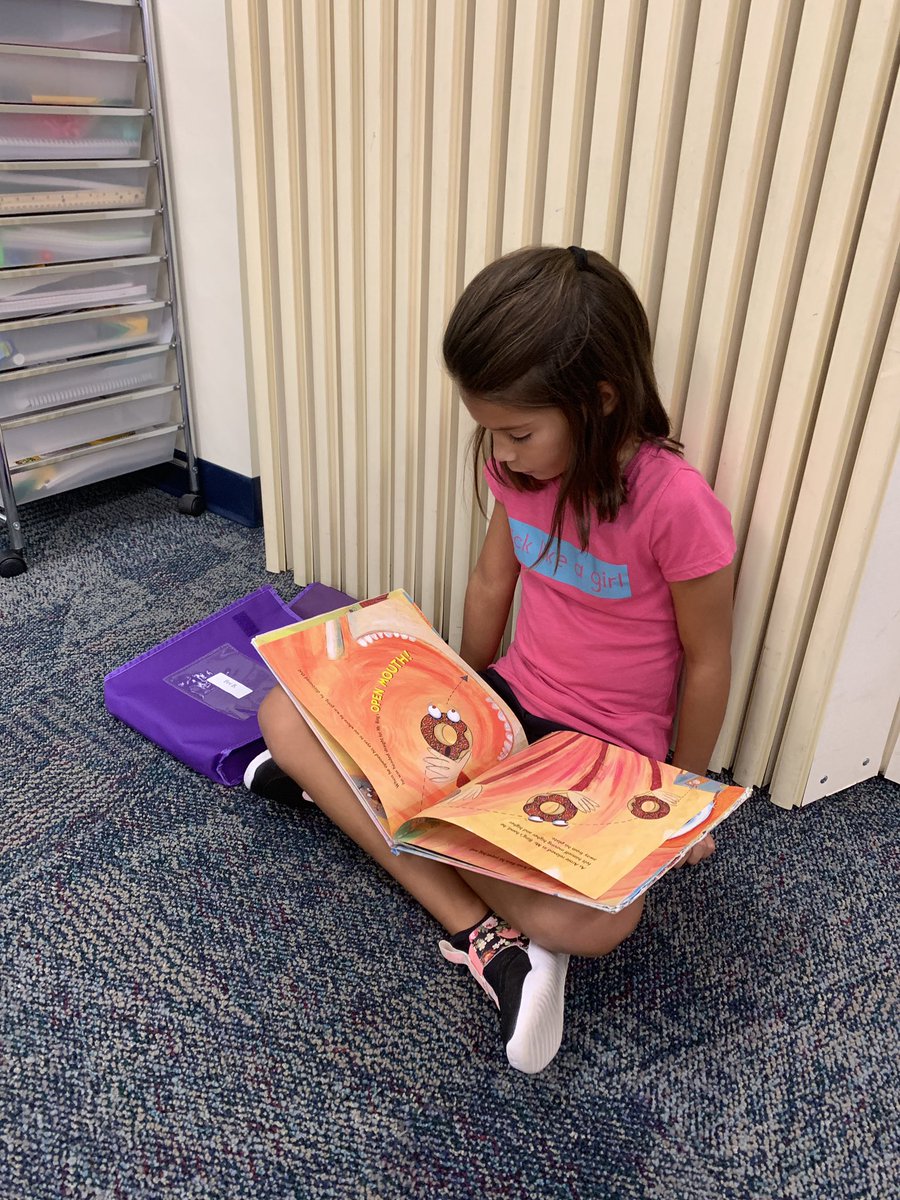 MrsDrill3rd's tweet photo. First day IDR (Independent Daily Reading)! 📚@MrsTewksbury3rd #gwgreats https://t.co/Z0iJ2RORAq