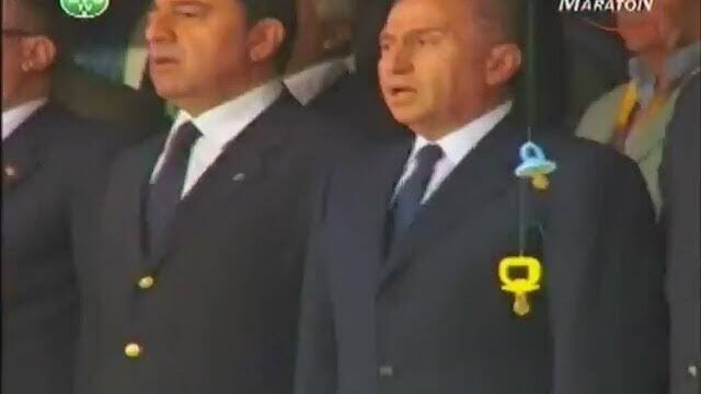 Acısı var, kuyruk acısı var, acınası halde eline fırsat geçti aklınca intikam alıyor. Ama Galatasaray büyük taştır altında ezilir! ;)

#6222siziFatihTerim 
#nihatözdemiristifa
#HodriMeydan