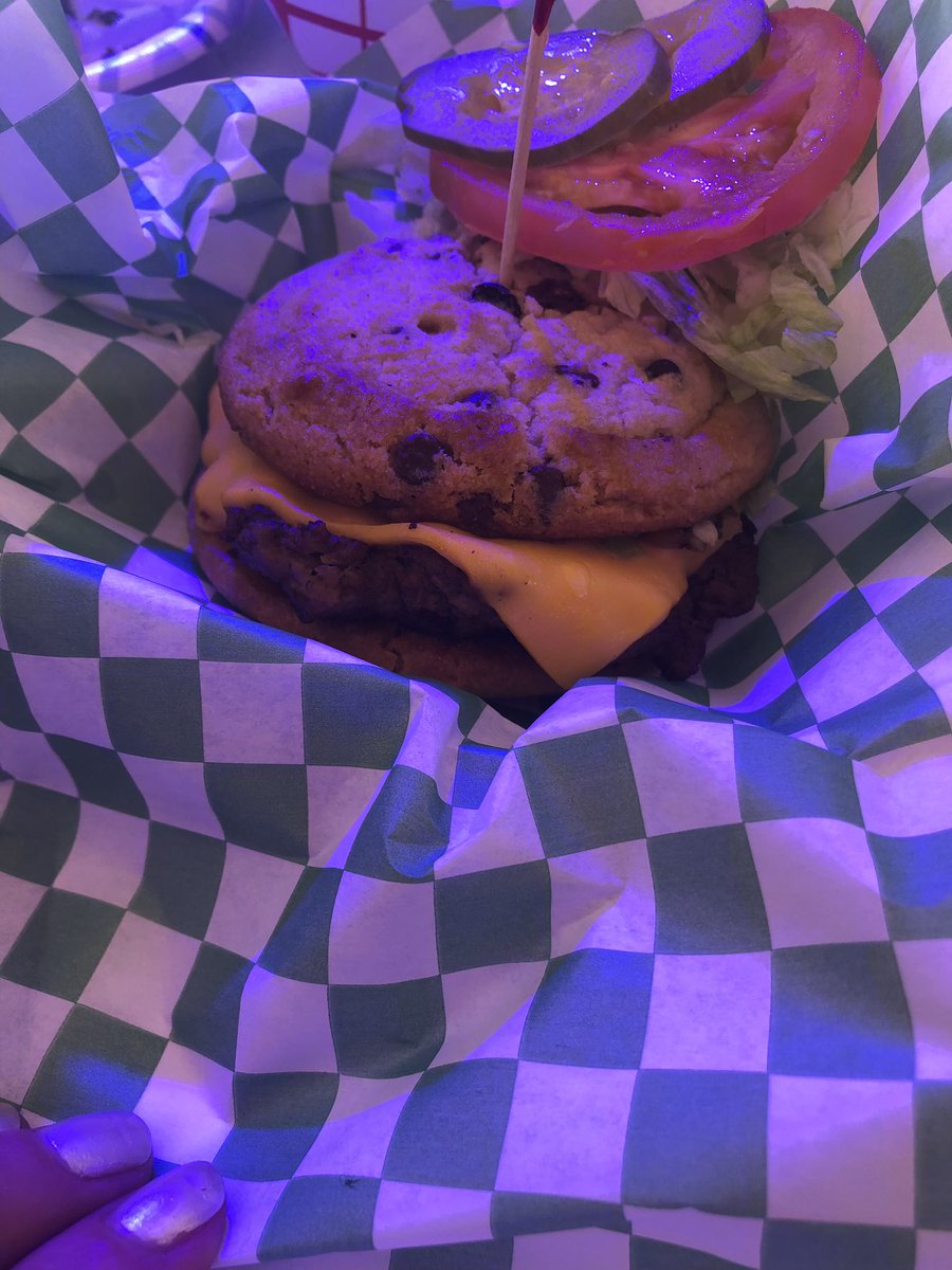 ShellyKOAT's tweet image. Fun at the fair! Some friendly food judging with the competition today! @nmstatefair #uniquefoods #contest