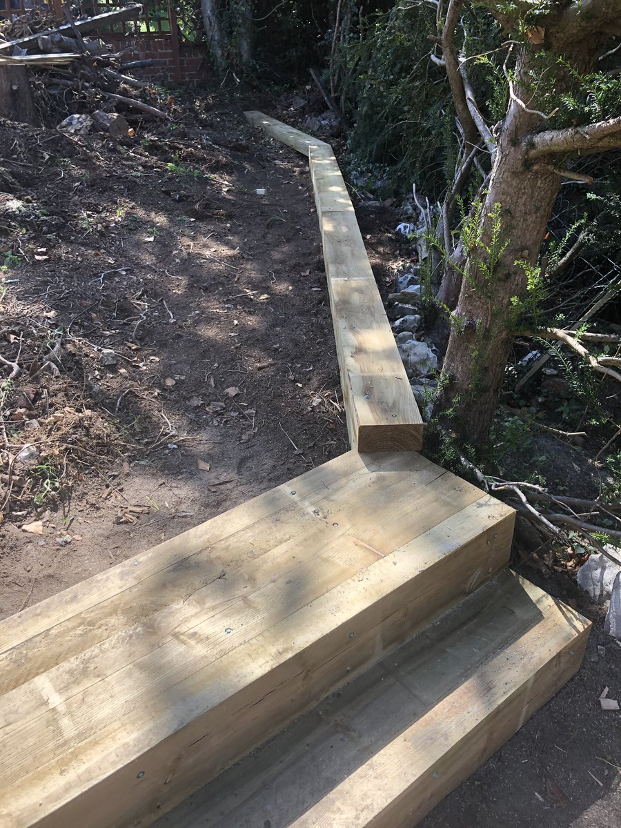 Terry_Malone's tweet photo. Raised bedding, retaining wall and steps. Completed in #eynsford today.. https://t.co/AVHnawv33R