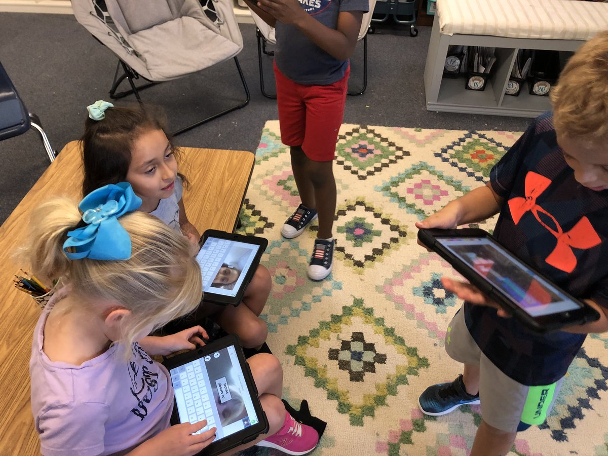 lytlebears's tweet photo. Investigating what makes a scientist! https://t.co/cbzG5Q889K