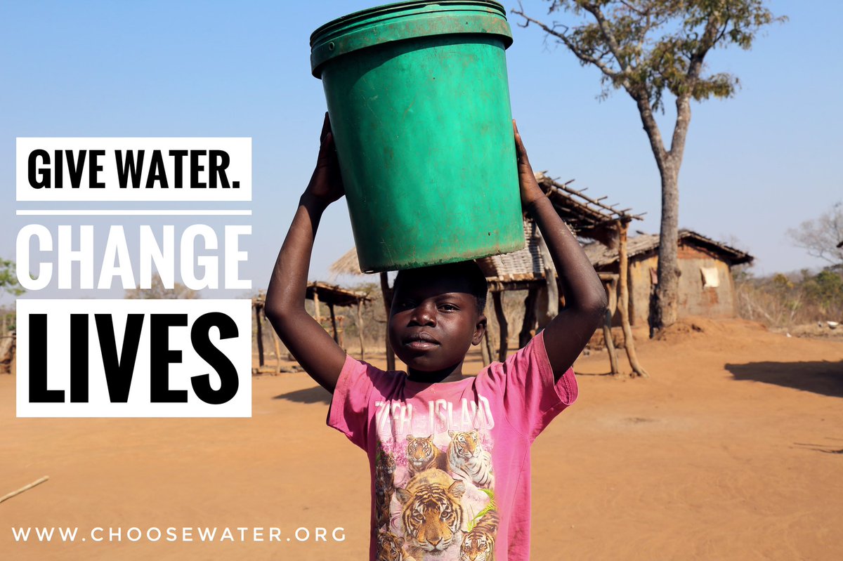 choose_water's tweet photo. You can change this reality. A reality where this young child has to walk each day to collect dirty water. Let’s keep children in school by giving villages clean water #choosewater https://t.co/BJu6TTrb43 https://t.co/LzhHVVKgQ5