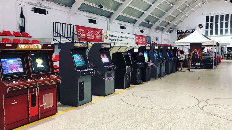 ArcadesCat's tweet photo. ¡Preparados para el evento #FanCon2019 que empieza mañana!
¿Qué os parece el stand de A.R.C.A.D.E?
¡Os esperamos!👾
🧭 Espai Jove l’Escorxador
🌍 Palau-Solità i Plegamans (Barcelona)
⏰ 6,7 y 8 Septiembre, 10:00 h
Más información en https://t.co/wDYlUpnxJ9 https://t.co/zHEV4rhlwm