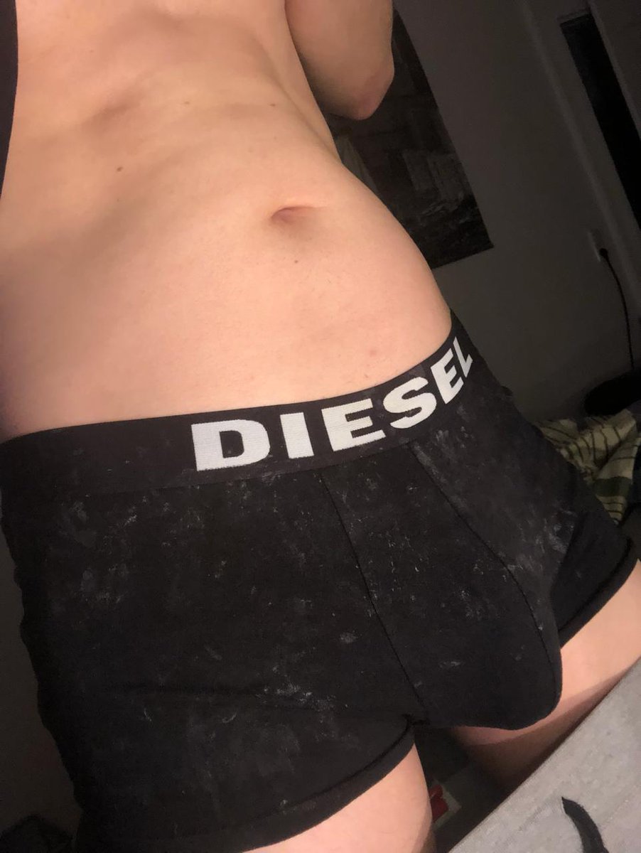 wankerboy90 (@wankerboy90) on Twitter photo 