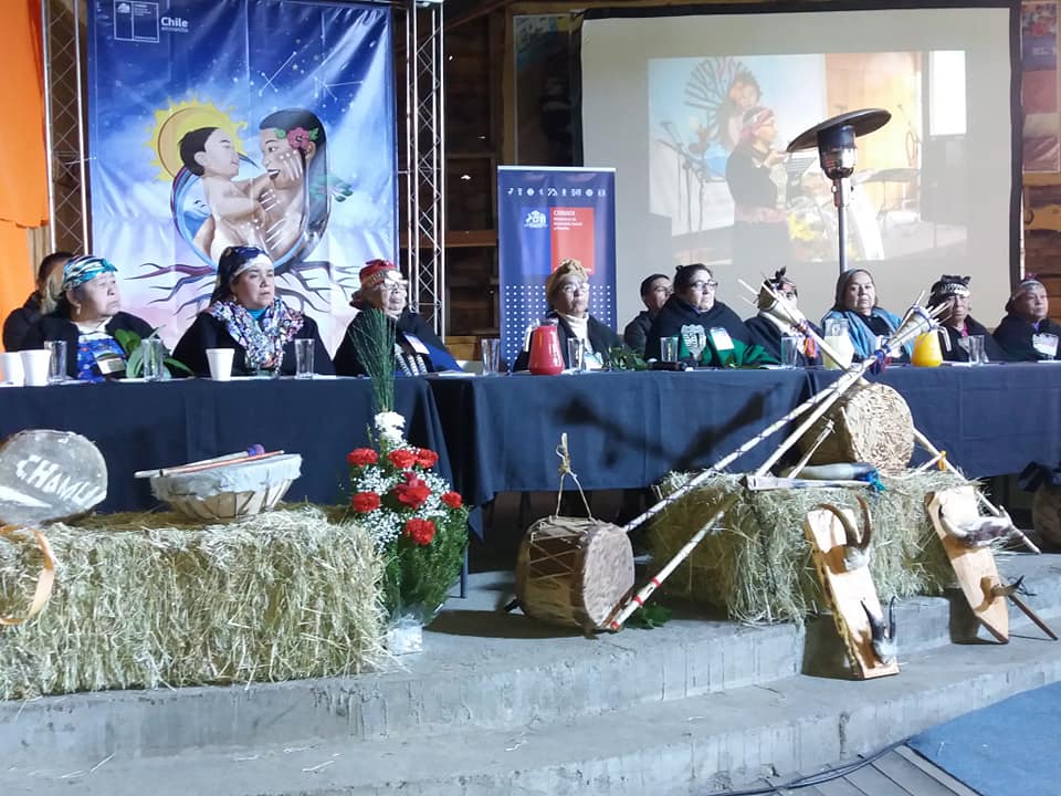 ♦️ #Radiodellagoinforma En Estos Momentos en Futrono se conmemora el Día Internacional de la Mujer Indígena #mujeresindigenas
