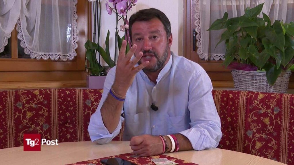 IlMalfatto's tweet photo. @matteosalvinimi @tg2rai C'avevamo il 40%..il40.. https://t.co/NsNWoIhUhT