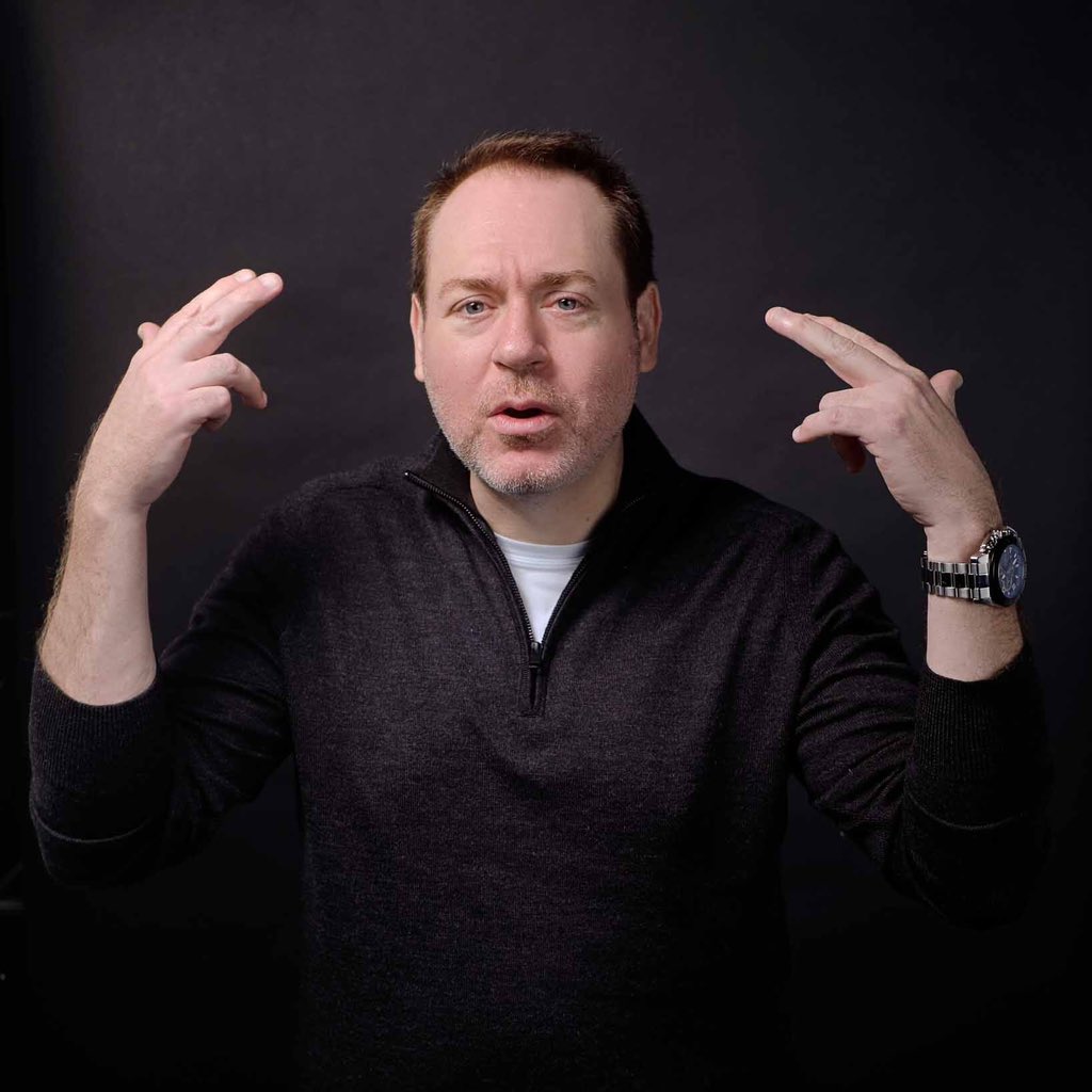JohnGilbreath's tweet photo. @virginianpilot They should come see me and my very funny friends @FunnyBoneVB tonight! See @KevinHart4real’s @ComedyCentral Hart of the City @RobMaher! #thursday #vbfunnybone #vabeach #hurricanedorian https://t.co/qV48Achf5I