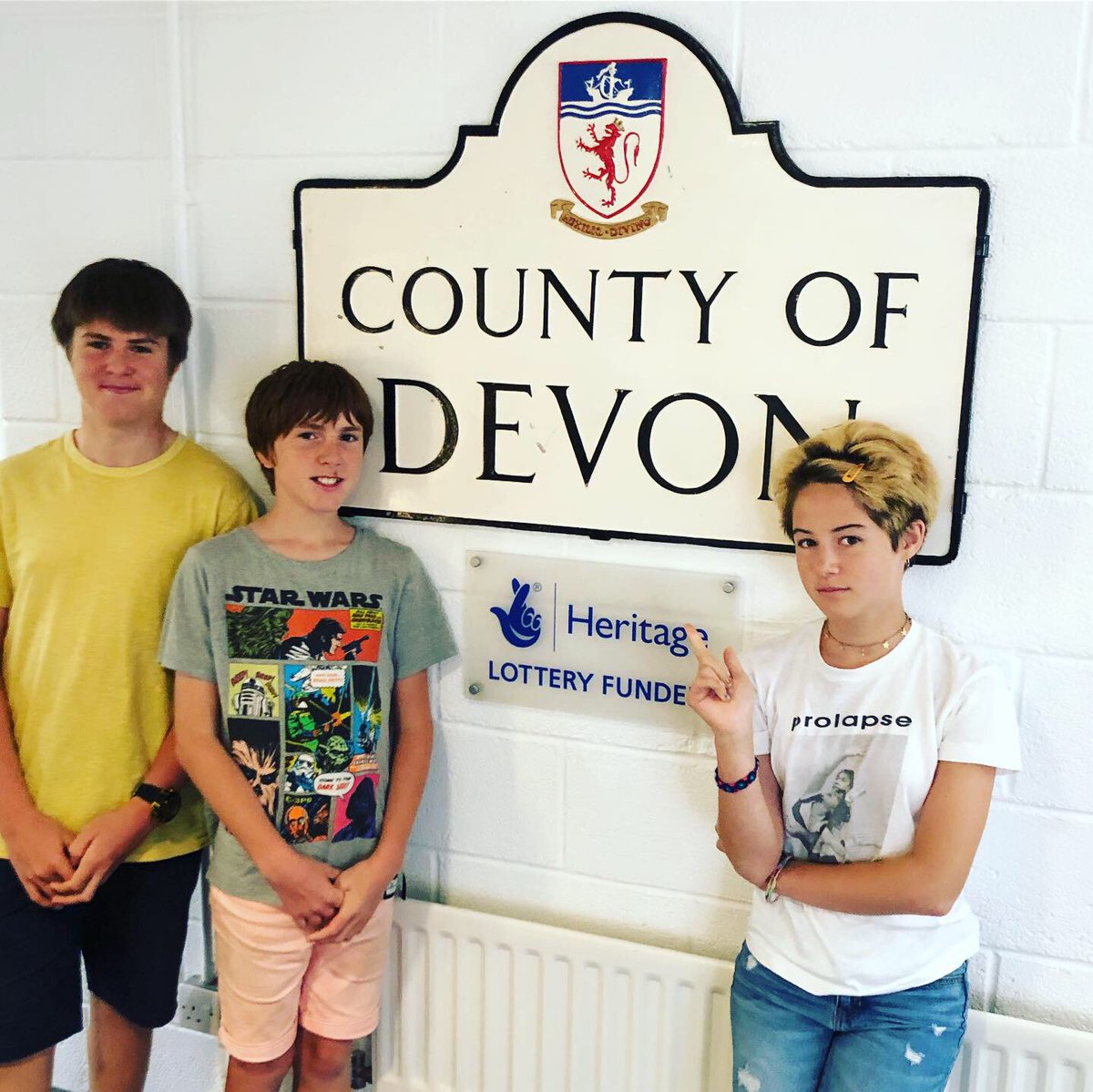DoubleElephant's tweet photo. Fascinating time with Freefall @exeter_phoenix  at the  @DevonHeritage
Centre, Exeter. We looked at not only the history of our hero pigeon Mary and her owner Charlie, but at our own houses finding history about our streets. @HeritageFundUK 
#MaryOfExeter #Pigeon #History #Devon https://t.co/NlIhnLlbjr