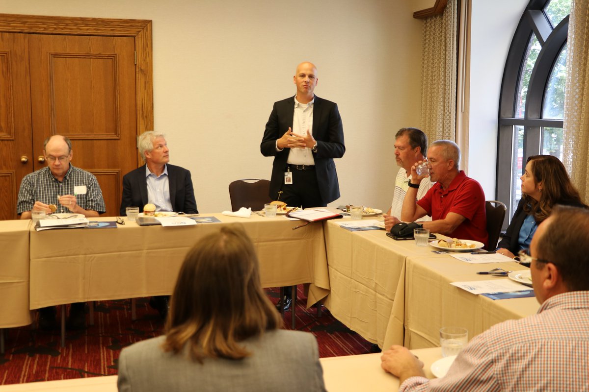 MSDProjectClear's tweet photo. MSD Project Clear’s head of Environmental Compliance, @jayshoskins, hosts forum on environmental regulations and what sewer districts around the region are doing that’s working. #5cities #Utilities https://t.co/L2pgvGfXYK