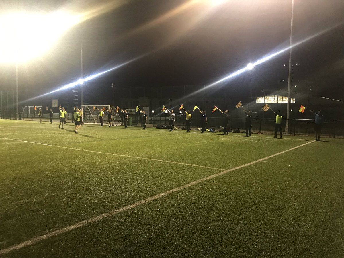 BandDRefs's tweet image. Practice our signalling #refclub #reflife  #everydayisaschoolday