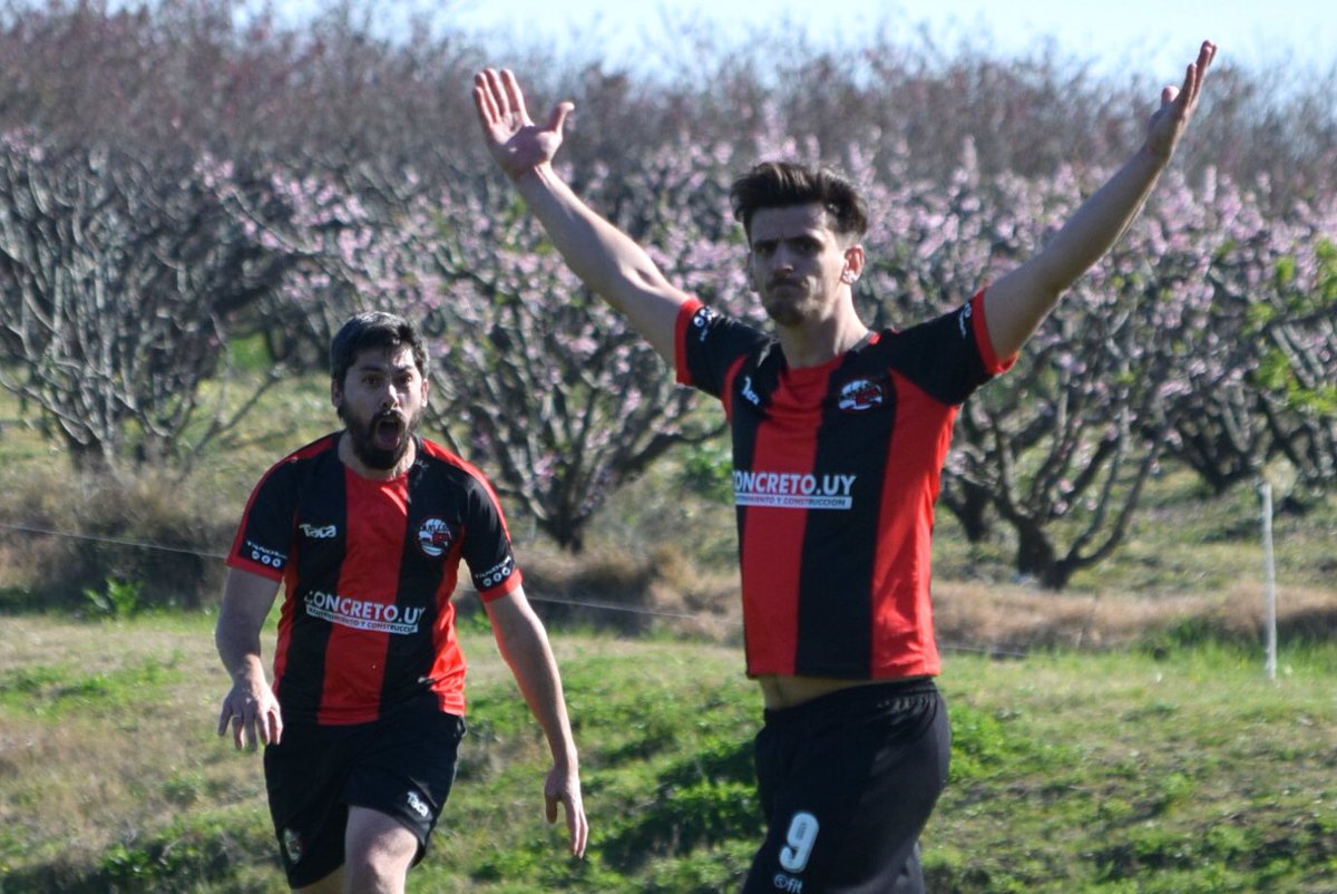 ⭐️Jairo Rodríguez - <a href="/LABALLENAfutbol/">LABALLENA futbol +33</a> 

Súper Jairo fue determinante para que el rojinegro sume una nueva victoria. Primero igualó transitoriamente las acciones en la primera parte. Y a los 90’ sacó un disparo infernal🔥 de tiro libre que le dio el triunfo al Cetáceo.

#modoMVD