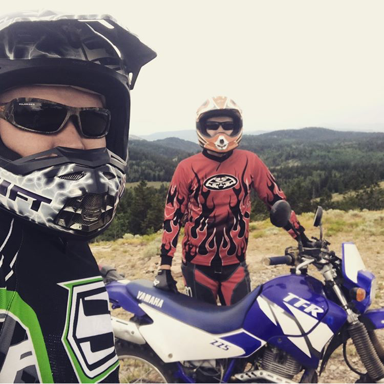 EdgeEyewear's tweet photo. Who doesn't love September? Where are you taking your Edge Eyewear this weekend? @kolbys_wildlife always brings his pair along for the ride! #edgeeyewear #weekendwarrior #goexplore #braaap #fall #fun #worksafeplaysafe https://t.co/1t4O81X5hA
