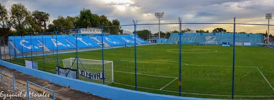 showdetemperley's tweet photo. ¿Tenés ganar de ir a misa este sábado? Tenemos un par de plateas para ver #Temperley vs #Alvarado. Y hoy solo para tuiteros: dale RT, dejá tu pronóstico con el hashtag #AlTeatroConElshow y seguinos. Hoy 22hs hacemos el sorteo! https://t.co/RujeRkF4pO