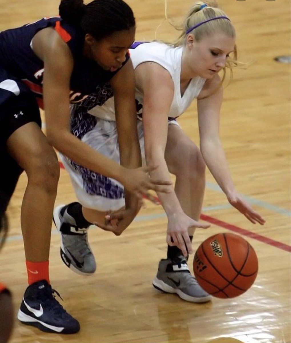 Next up is 2014 graduate Allie Kemph. A combo guard, Allie was a lockdown defender who could finish at the rim. Allie was a key contributor on two teams that made it downstate! <a href="/AllieKemph/">allie kemph</a>
