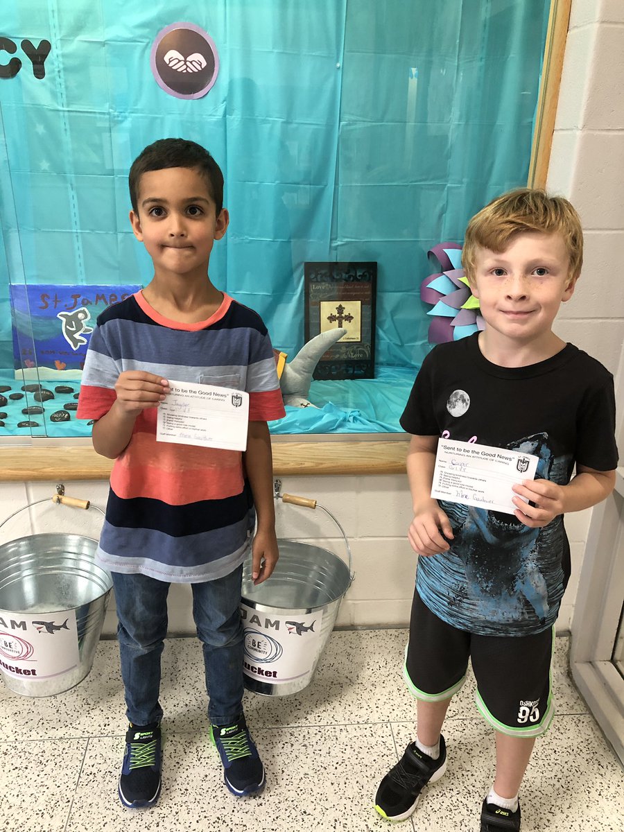 StJamesOCSB's tweet photo. Nice to see so many students with Kindness slips filling our buckets! #JAMocsb https://t.co/WHN6dZPsbT
