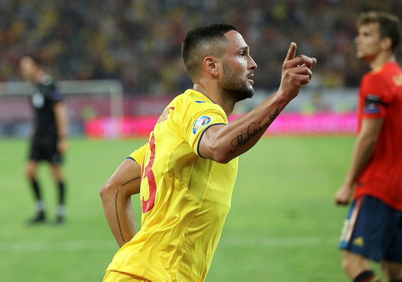 tekpasspor_'s tweet photo. Galatasaray'ın yeni transferi Florin Andone, Romanya formasıyla İspanya karşısında 56. dakikada oyuna girdi, 59. dakikada golünü attı. #ROMESP https://t.co/PDW1InL72V