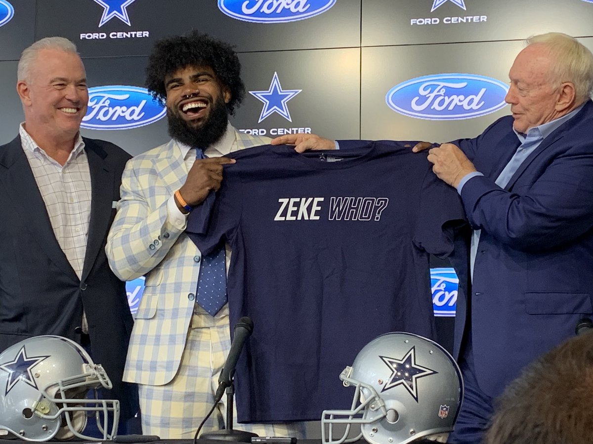 Jimmy_Jamz92's tweet photo. It was this exact moment that I turned on notifications for @CowboysProShop so that I know when this merch hits!! #NeedIt #ZekeWho #GoldJacketJerry https://t.co/ehzM1eumxk