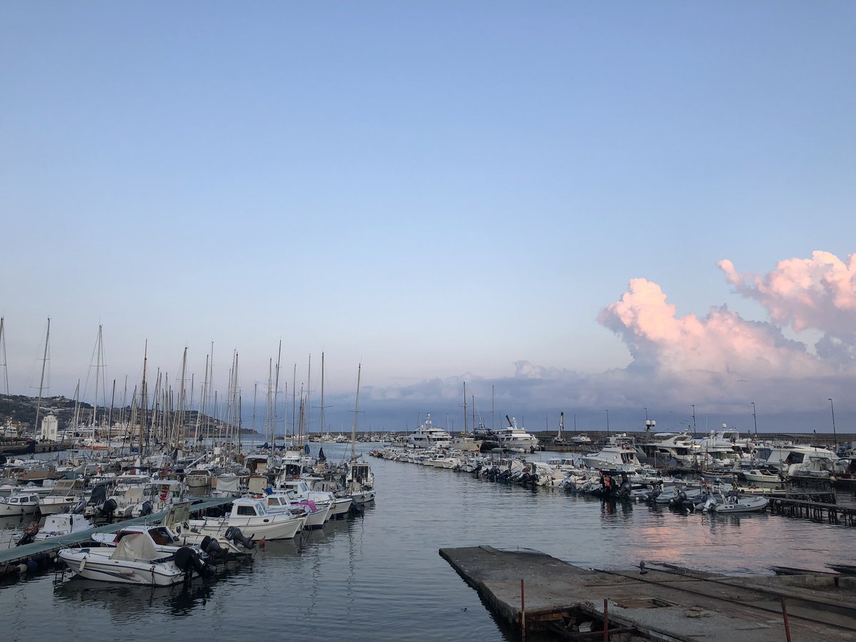 alexandrinepdec's tweet image. Grazie #Sanremo per una bella serata! It was exactly what I needed to get back into my green zone! ✅🙏 #Wellbeing #HealthBreak #GoodFoodTherapy #AnEveningStroll #AChangeOfScenery #WorkTourism
