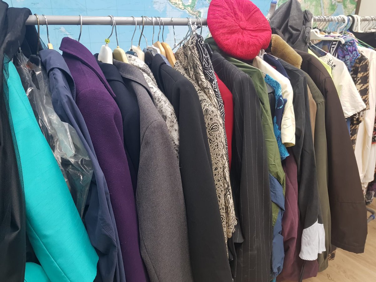 HuellasProte's tweet photo. LIQUIDACIÓN DE NUESTRO MERCADILLO DE SEGUNDA MANO.

CASI TODOS LOS ARTÍCULOS A 0.50, 1 Y 2 EUROS. 

TENDREMOS ABIERTO ESTE SÁBADO DE 10 A 14 CALLE VELAZQUEZ 2 BAJO.(ACADEMIA DE INGLÉS)

TODO LO RECAUDADO IRA ÍNTEGRO PARA NUESTROS ANIMALES DEL ALBERGUE. https://t.co/XbK45mQV4O