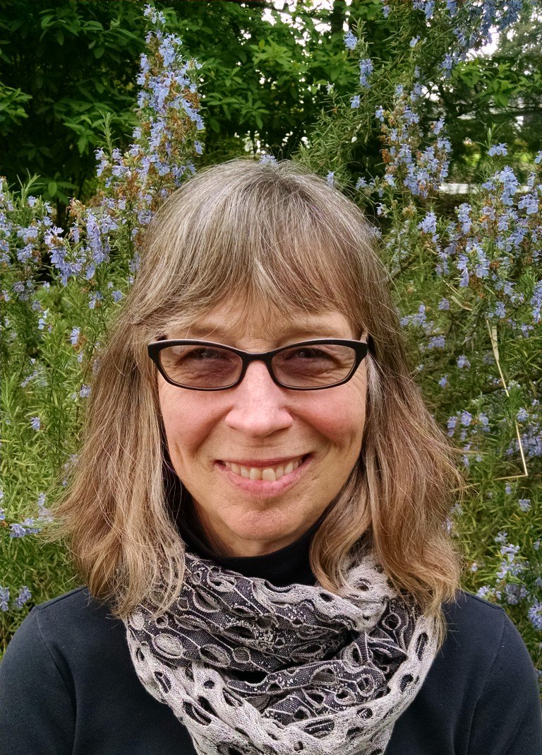 lifeunderdrones's tweet photo. Meet Kathy Gore Fuss, a presenter for Life Under Drones! Her paintings explore the complexity of the ecosystems of the Northwest forests. Her digital images create altered realities integrating the eyes of a painter and the technology of the drone. https://t.co/auMwm01z1u