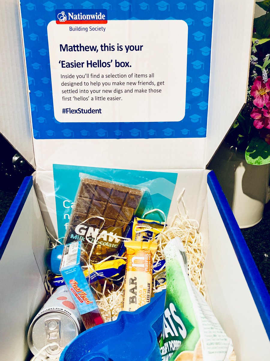 AbbieFBarnes's tweet photo. 🤩So proud of my 18 year old son who is getting ready to go to @LJMUarts to study #architecture in a few weeks ... A big thank you @AskNationwide for his #FlexStudent ‘Easier Hellos’ box 👍#lovechocolate #studentlife #Freshers2019 https://t.co/Wa0u3a3mEy