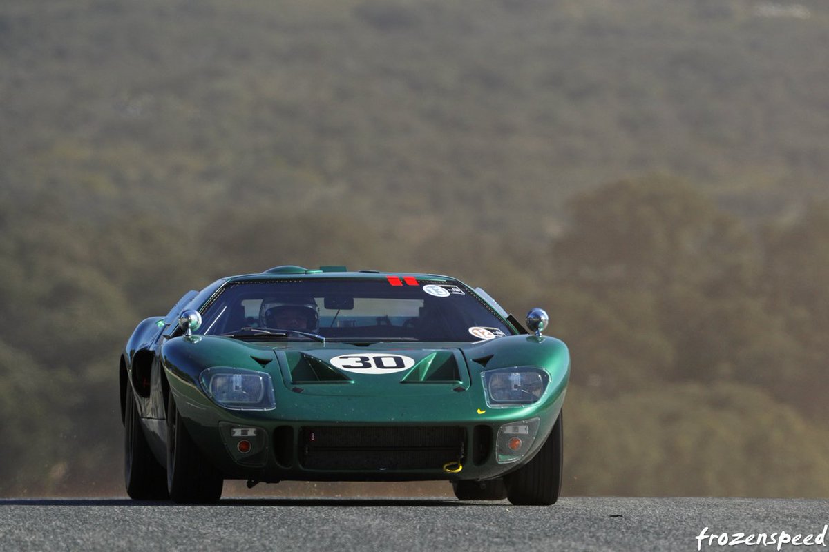 GT40 coming over the hill at Ascari.